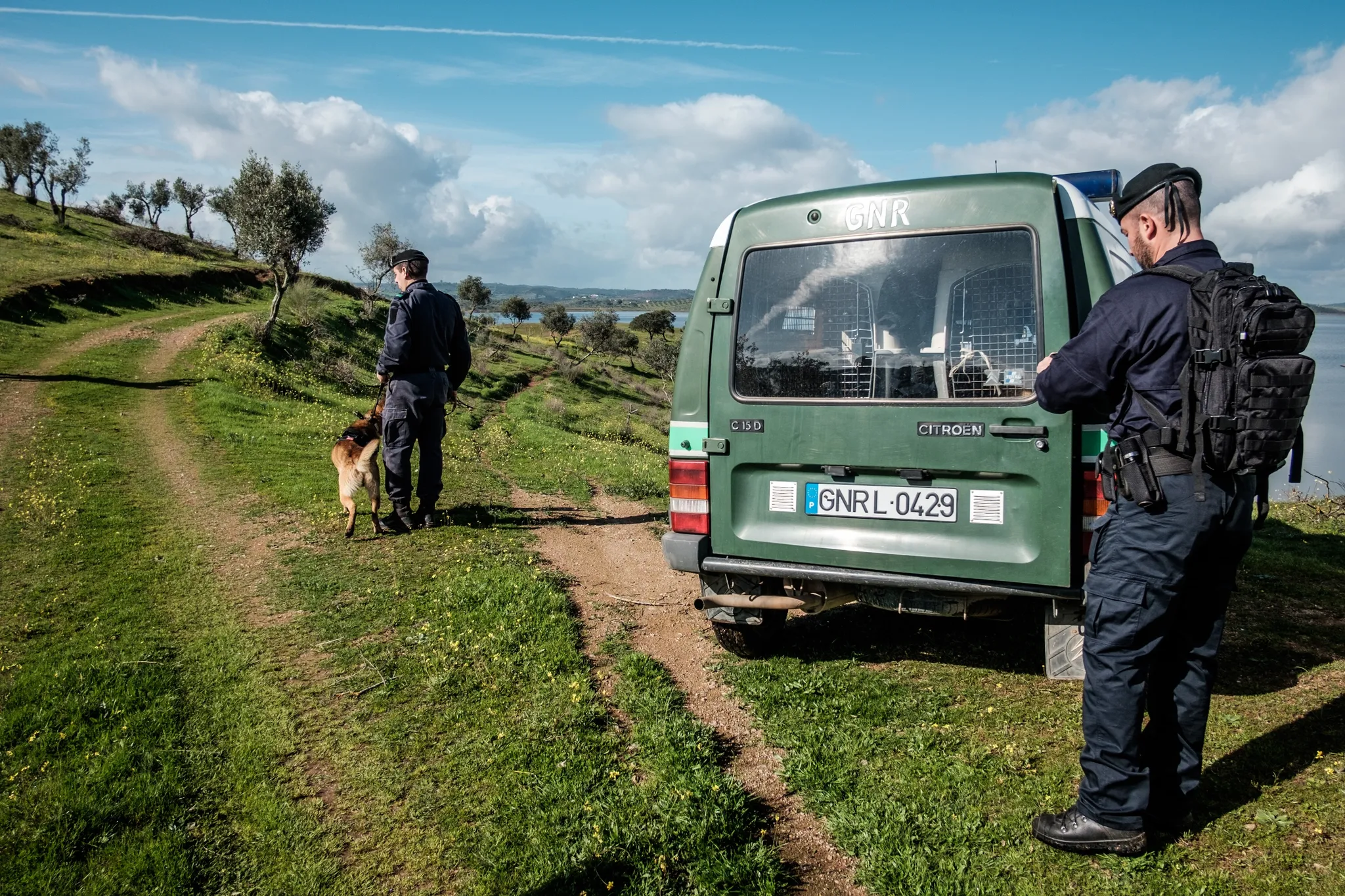 A GNR poison-detection brigade at work at Alqueva, Portugal 2016, image 51 of 66