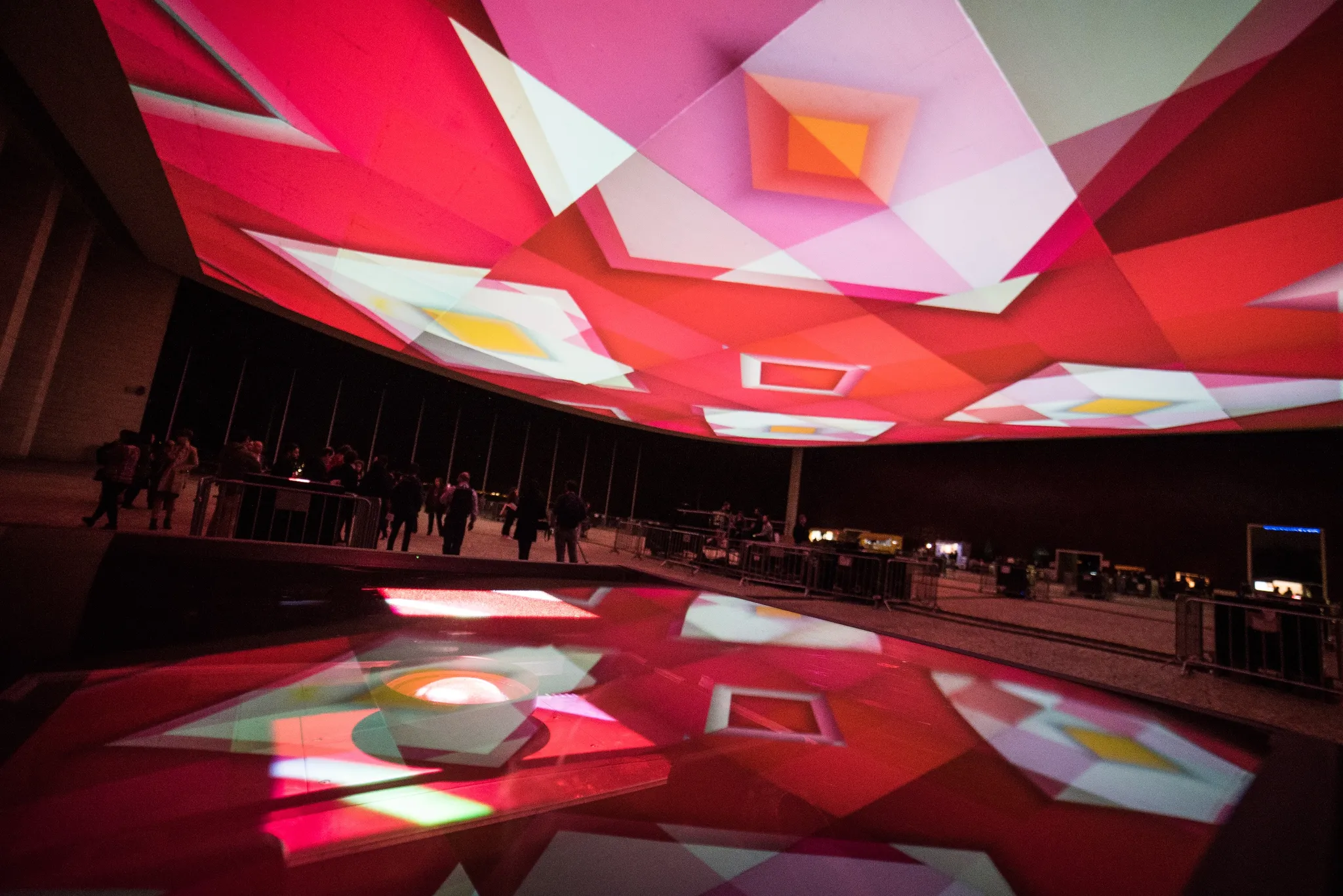 Web Summit, projeções na pala do Pavilhão de Portugal, Lisboa 2016, imagem 32 de 54